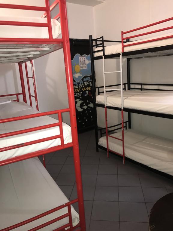 Jacobs Inn Hostel Paris Exterior foto